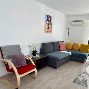 Fly Airport Residences & Therme-self Check-in Отопени